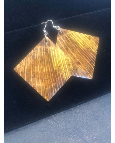 Boucles d'oreille Carré en  CHÊNE VERT ÉCHAUFFÉ / 51