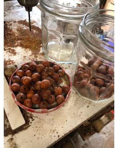 perles en attente finition