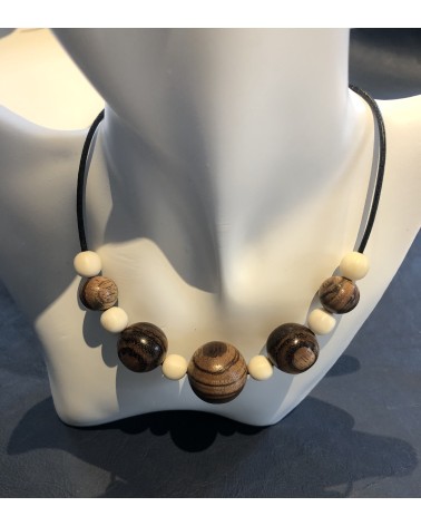 Collier perles Zebrano / Os / 01