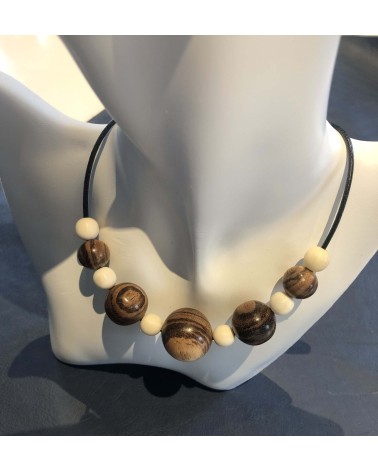 Collier perles Zebrano / Os / 01
