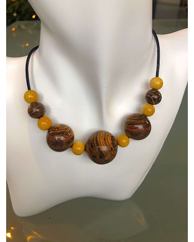 Collier perles Bocote  / Buis / 07