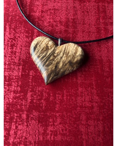 Collier Pendentif COEUR  TAMARIN  Loupe / 03