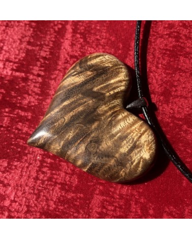 Collier Pendentif COEUR  TAMARIN  Loupe / 03