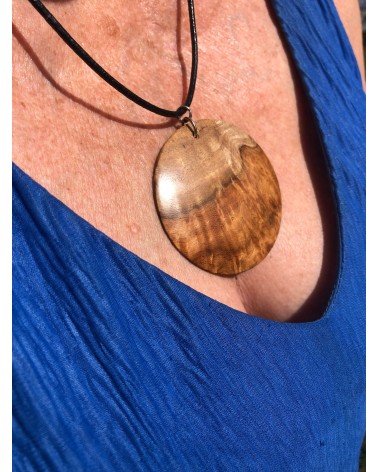 Collier Pendentif Loupe d'AMBOINE (broussin) / 16 Collier Pendentif Loupe d'AMBOINE (broussin) / 16