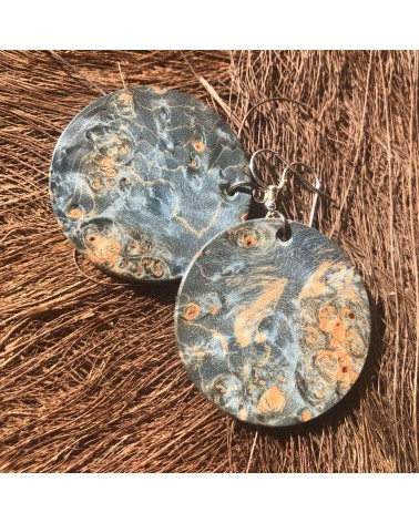Boucles d'oreille disque en LOUPE DE FRÊNE stabilisé bleu  / 19