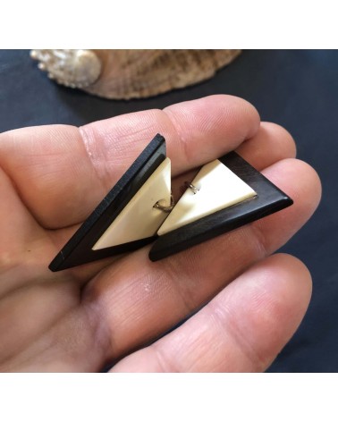 Boucles d'oreille triangle en ÉBÈNE-OS / 33